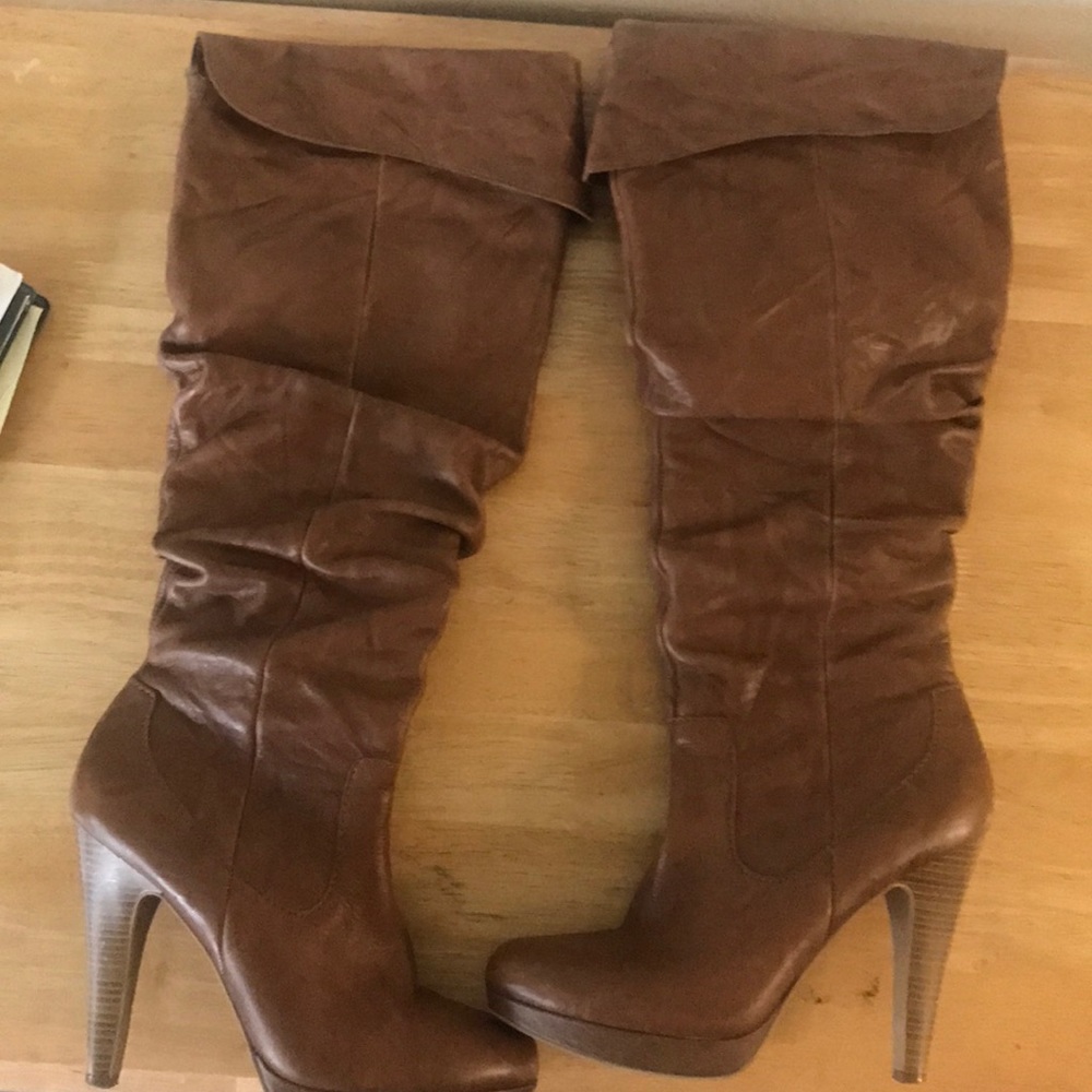 Jessica Simpson Brown leather boots. Size 9.